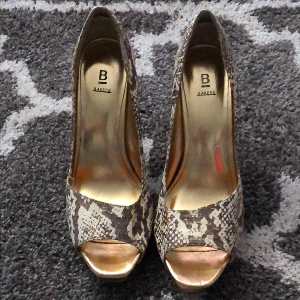 Snake skin platform heels